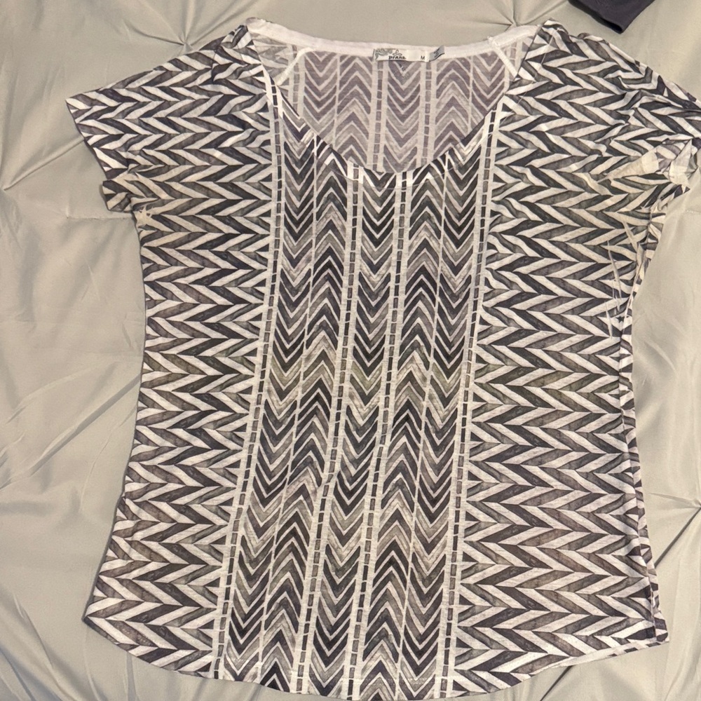 Prana Black and White Chevron Women's Blouse